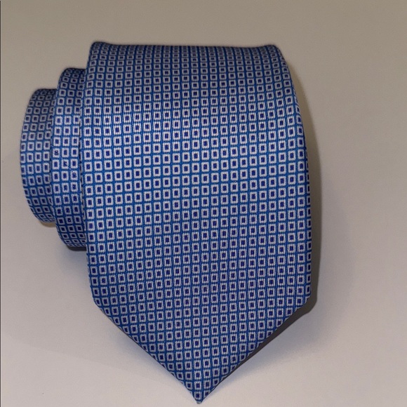 Astor & Black Custom Clothing Blue and White Textured Tie with Geometric Pattern - Picture 1 of 4